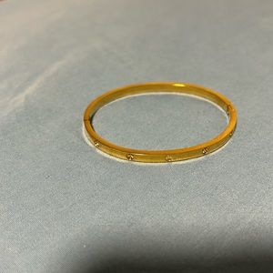 18kt gold bangle